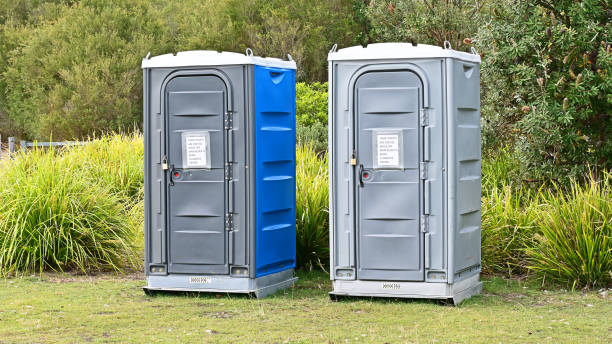 Best VIP or Luxury Restroom Trailers  in Newington Forest, VA